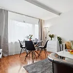 Appartamento Viiskulma With Park Views 50m Tram And Bus King Bed *