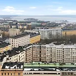 Viiskulma With Park Views 50m Tram And Bus King Bed * Helsinki