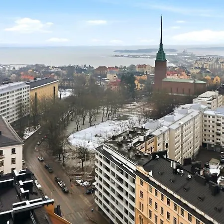 Viiskulma With Park Views 50m Tram And Bus King Bed * Helsinki