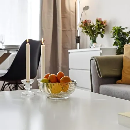 Viiskulma With Park Views 50m Tram And Bus King Bed Helsinki