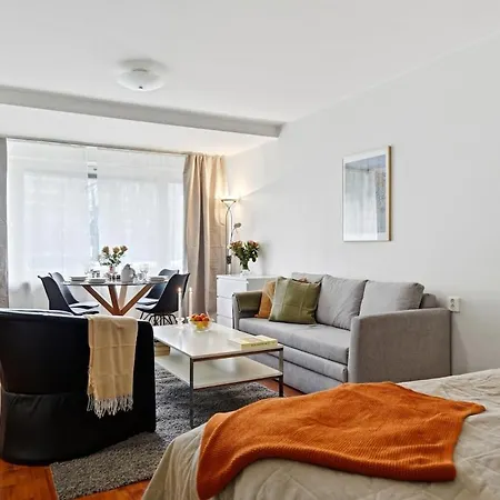 Viiskulma With Park Views 50m Tram And Bus King Bed