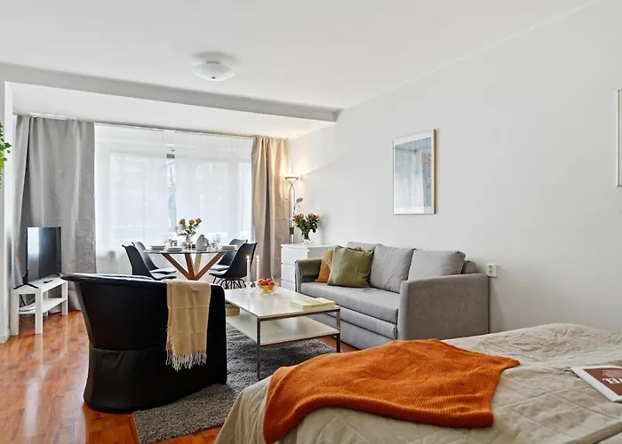 Viiskulma With Park Views 50m Tram And Bus King Bed