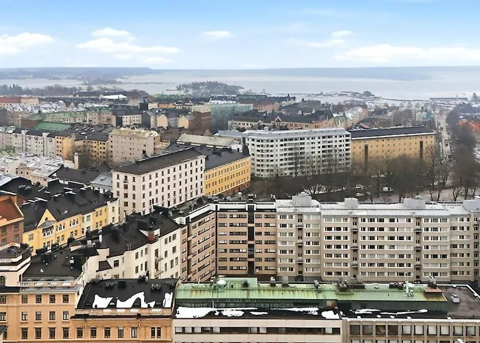 Viiskulma With Park Views 50m Tram And Bus King Bed * Helsinki